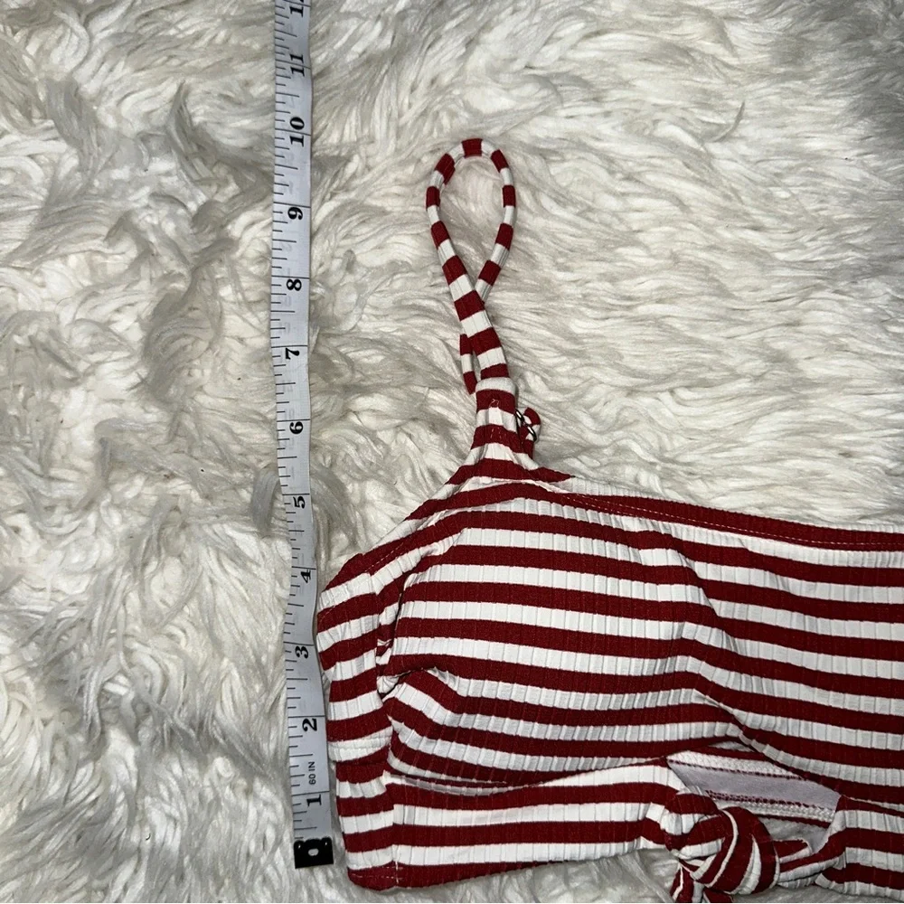 Xhilaration | NWT Ribbed Striped Tie Front Keyhole Bikini Top Red White S